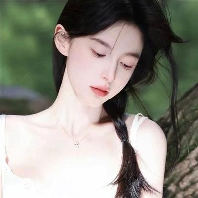 一个叫阿宝的男孩